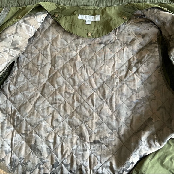 Uniqlo | Tech Olive Green Jacket with Removable Lining - Picture 10 of 11